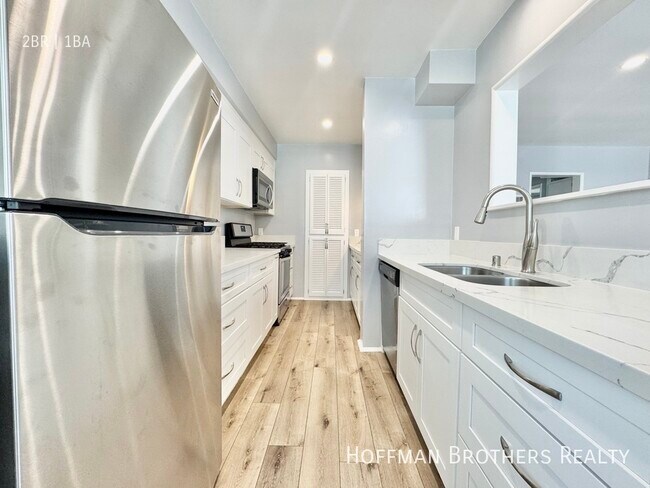 Photo - 1220 N Harper Ave Unit 10A