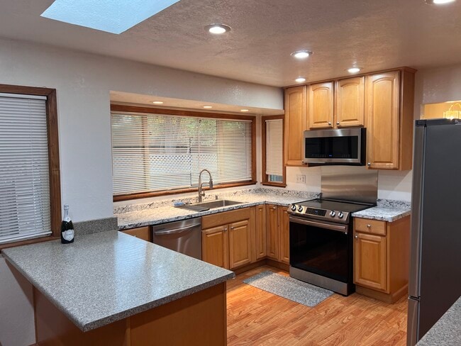 Photo - 4410 Hampton Ct