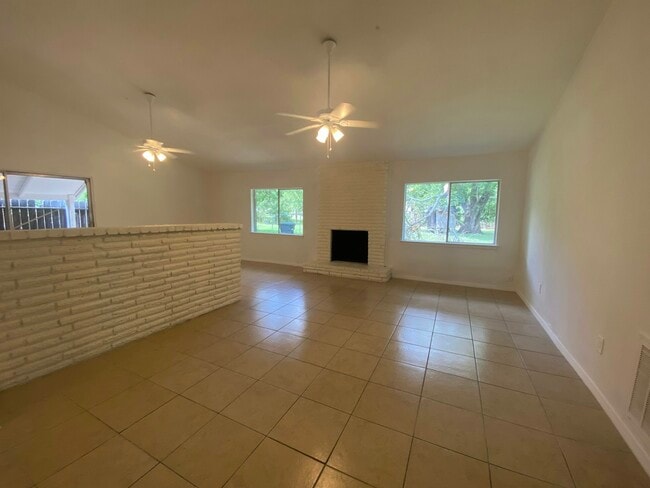 Photo - 11622 Sela Ln