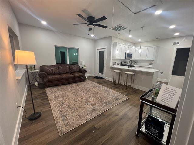 Photo - 6675 Half Elm St