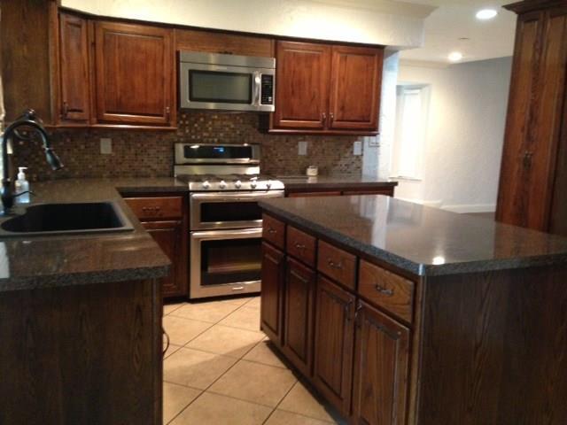 Photo - 4817 Roberts Dr