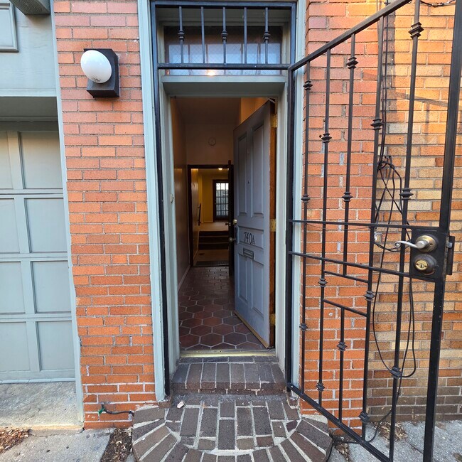 Photo - 740 E Passyunk Ave Unit A