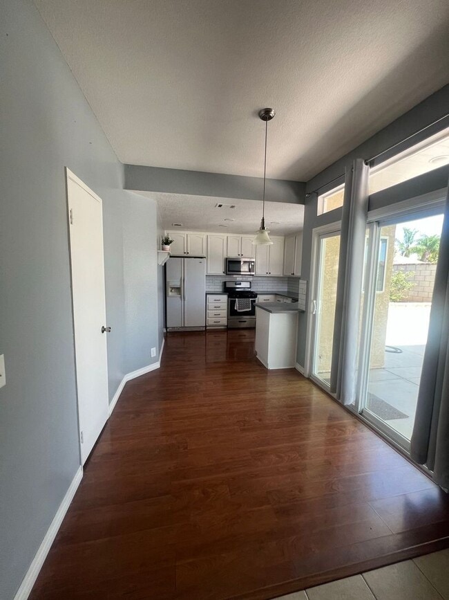 Photo - Welcome Home in the Desirable Orangecrest Community!