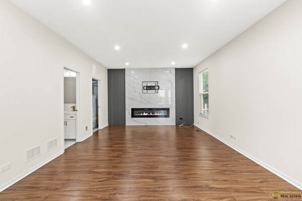 Photo - 1495 Dearborn Ct