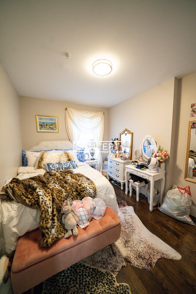 Photo - 33 Wigglesworth St Unit 3