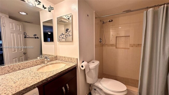 Photo - 3703 NE 166th St Unit 503