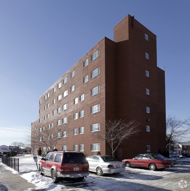 Photo - Lockwood Plaza Apartments