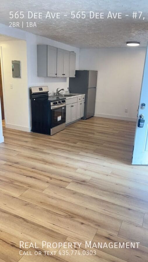 Photo - 565 Dee Ave Unit #7, #1-12