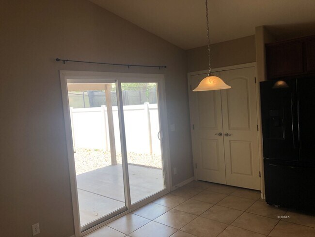 Photo - 1294 Kelson Pl