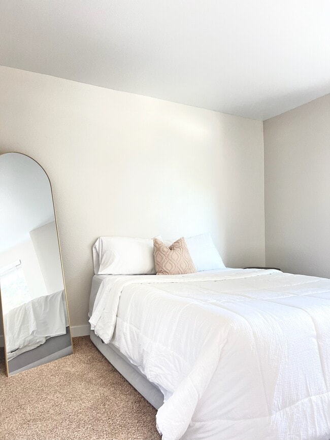 Photo - Bull Mountain