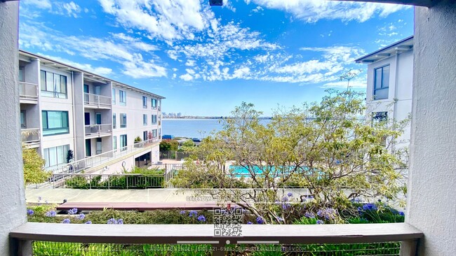 Bright Water Views Studio at the Watergate... - Bright Water Views Studio at the Watergate... Condo Unit 362