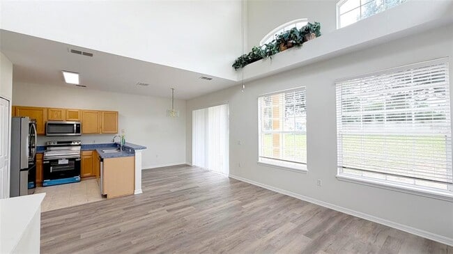 203 Madison Cir