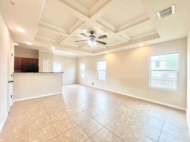 Photo - Lovely townhome | 3 bed/2.5 bath | End unit | near UT Medical Center/Lackland AFB/USAA!