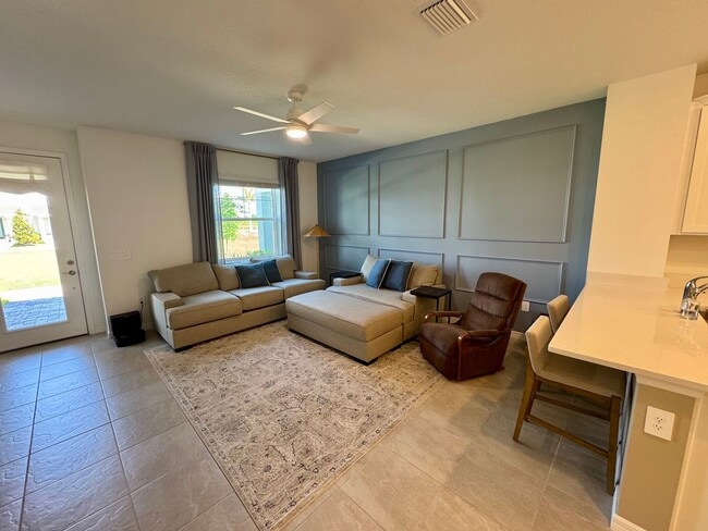 1908 Swivel Ln