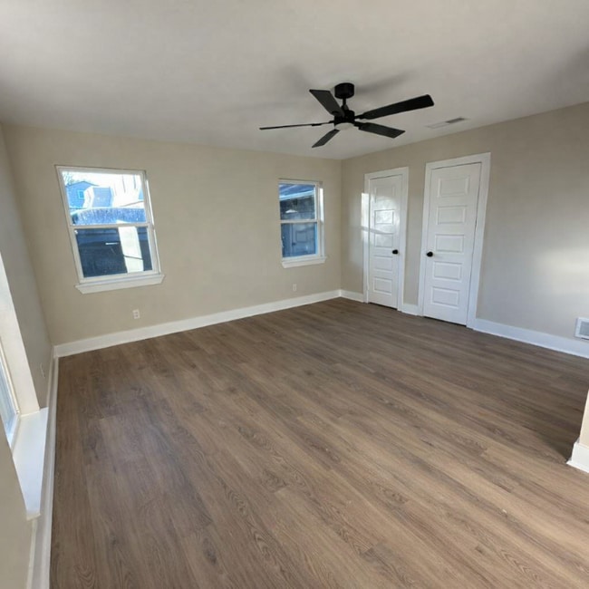 Photo - 619 Wilson Ct