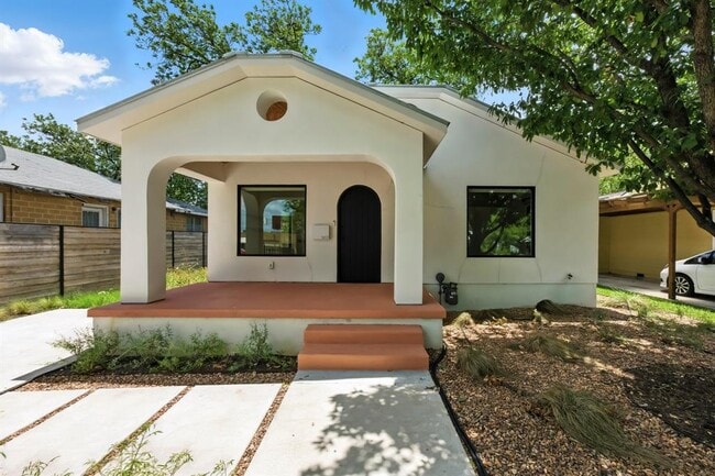 Photo - 5207 Avenue F House