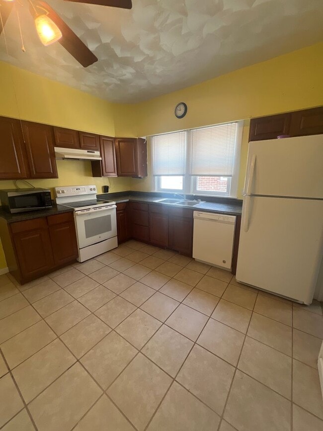 Photo - 2429 S 9th St
