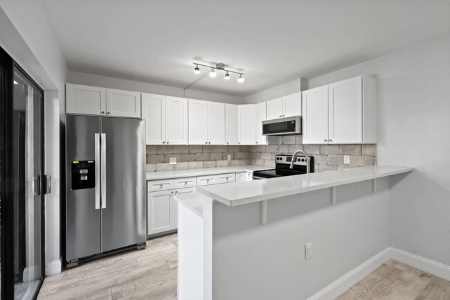 Photo - 1405 14th Terrace Townhome