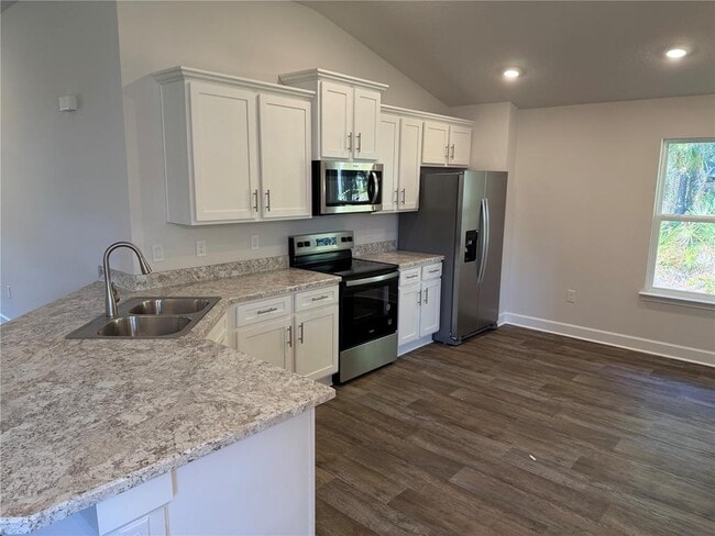 Photo - 25 Port Echo Ln