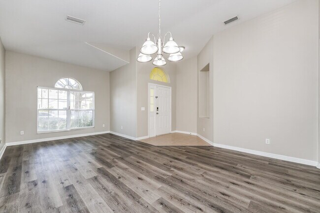 Photo - 3807 101st Ave E