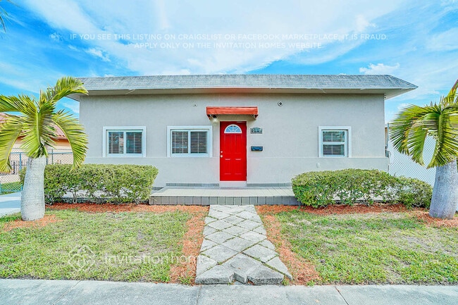 Photo - 318 W 17th St Casa