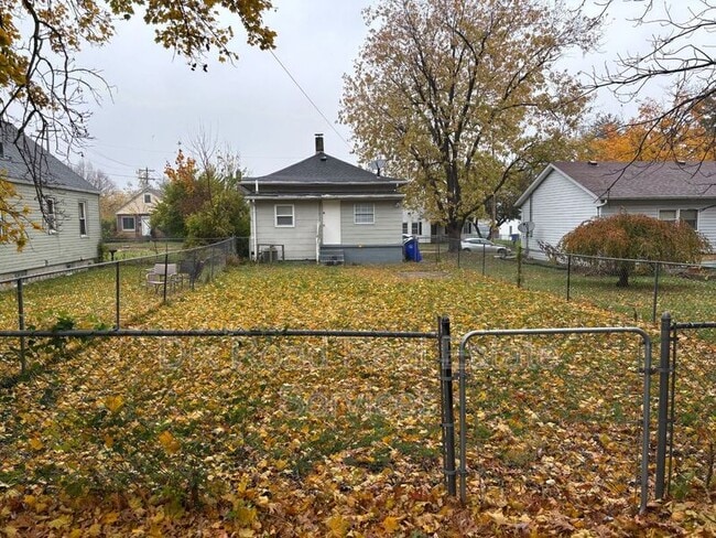 Photo - 1239 Goodman Ave