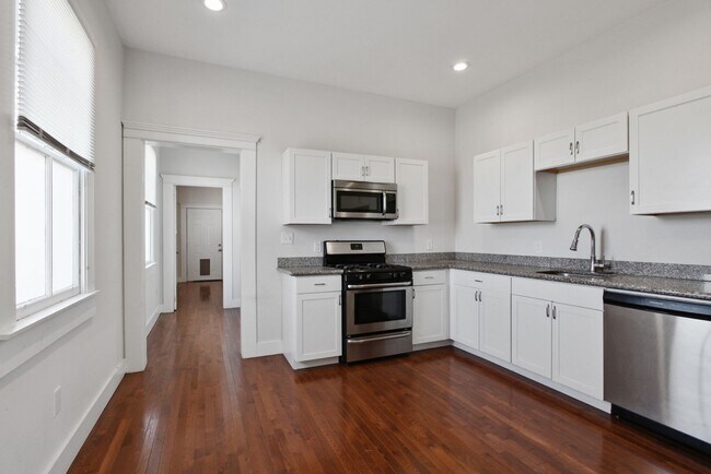 Photo - dfd812 Unit 812