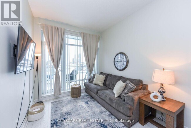 Photo - 365 Prince of Wales Dr Unit 611