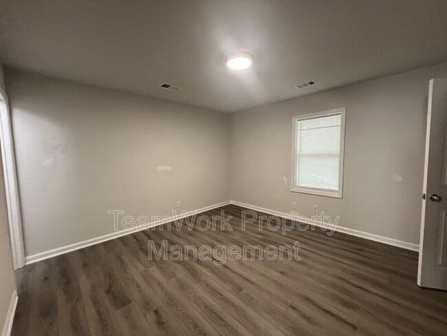 Photo - 342B Dorchester Manor Blvd Unit B