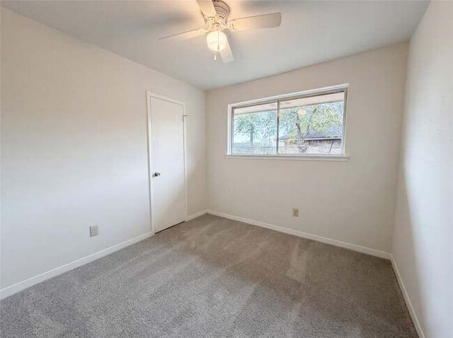 Photo - 4203 Fallen Oaks Dr