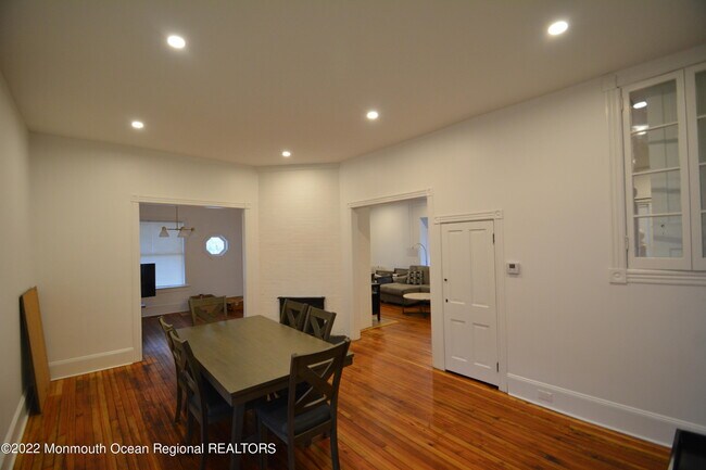 Photo - 703 S Edgemere Dr