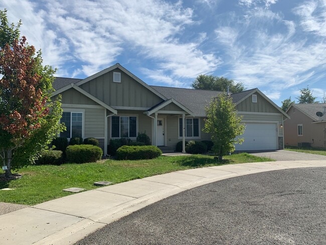 Photo - Spacious 4 Bed 2 Bath Home in Ellensburg