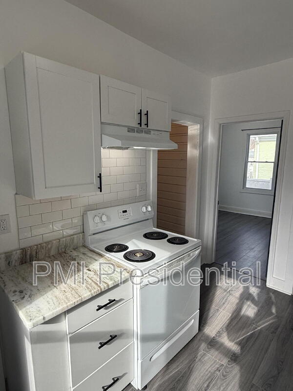 Photo - 600 N 21st Ave