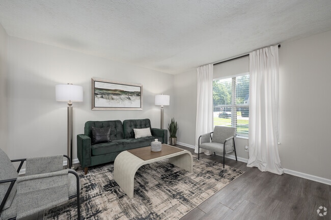 2BR, 1.5BA - 930SF - Living Room