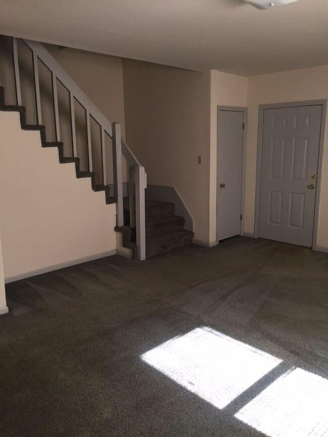 Photo - 1605 Hinkson Ave Unit 1