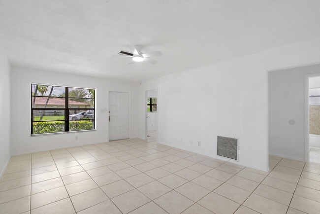 Photo - 4108 NW 79th Ave