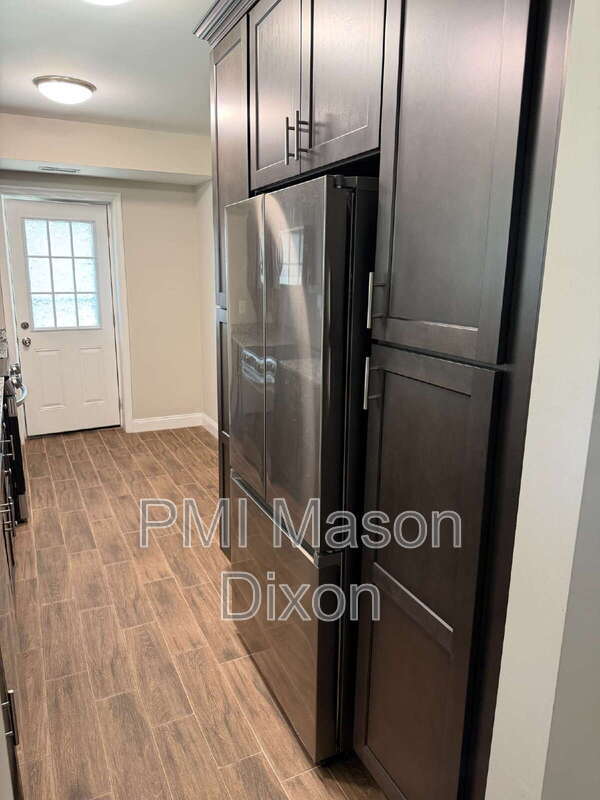 Photo - 330 Compton Ave