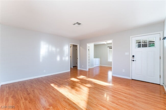 Photo - 4355 Bramblewood St