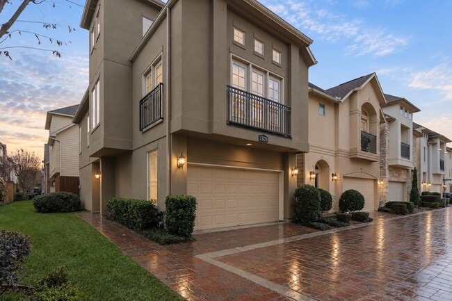 Building Photo - 1303 Sherwood Point Ln