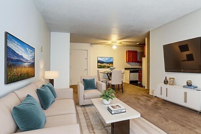 Building Photo - Cedar Creek Apartments