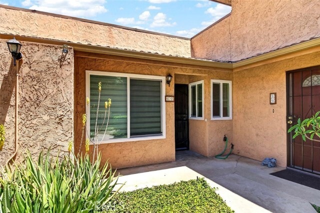 Building Photo - 901 N Citrus Dr Unit 12A