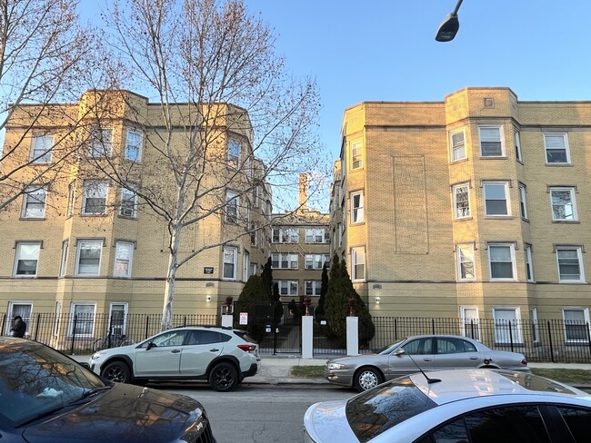 Building Photo - 4126 W 24th Pl Unit J1 Rental