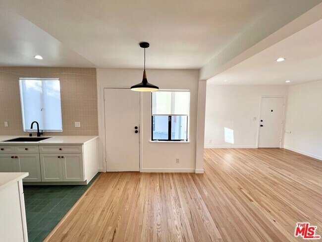 Photo - 4908 St Elmo Dr