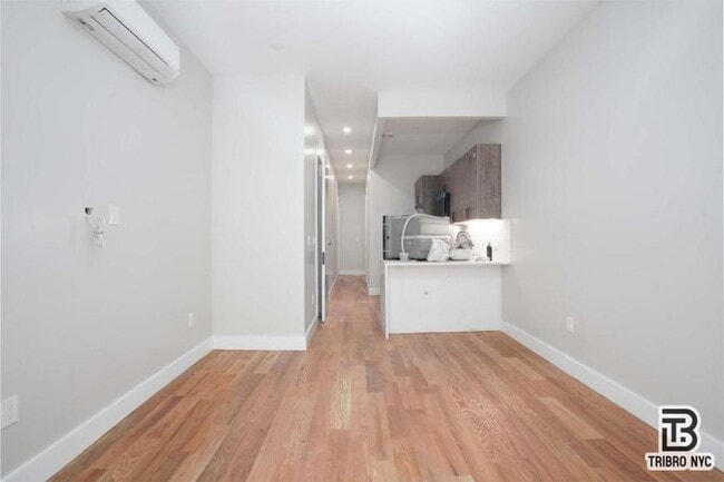 Photo - 3 bedroom in RIDGEWOOD NY 11385 Unit 1L