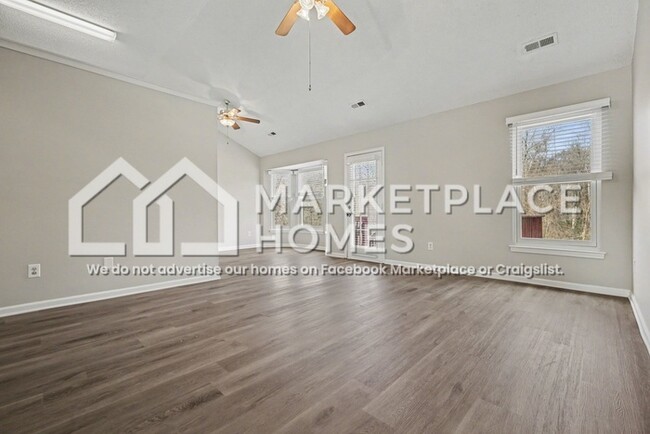 Photo - 3028 Dairy Farm Dr