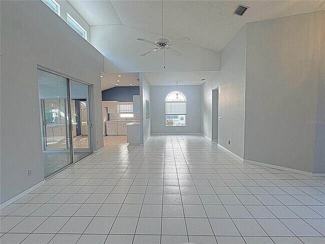 Photo - 4850 Mill Run Dr