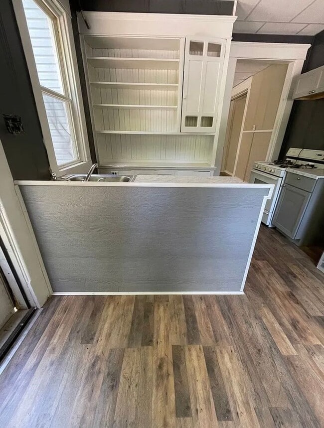 Photo - 1 Bdrm 1st Floor Unit