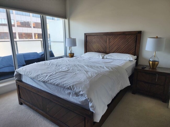 605-707 Courtney St Unit 1 Bed  plus den and bath