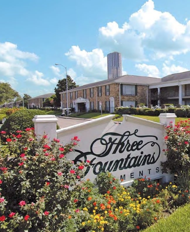 Three Fountains One