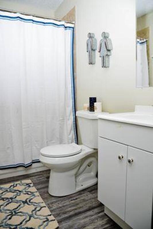 Photo - 7402 NW 10th St